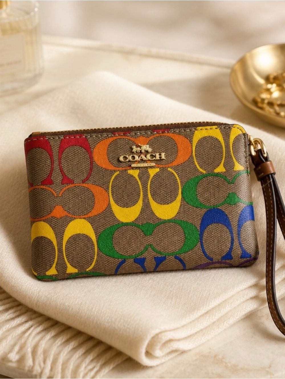 Coach Corner Zip Wristlet In Rainbow Signature Canvas NWOT